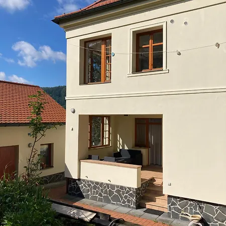 Usti Nad Labem, Pod Hradem Strekovem Apartamento *